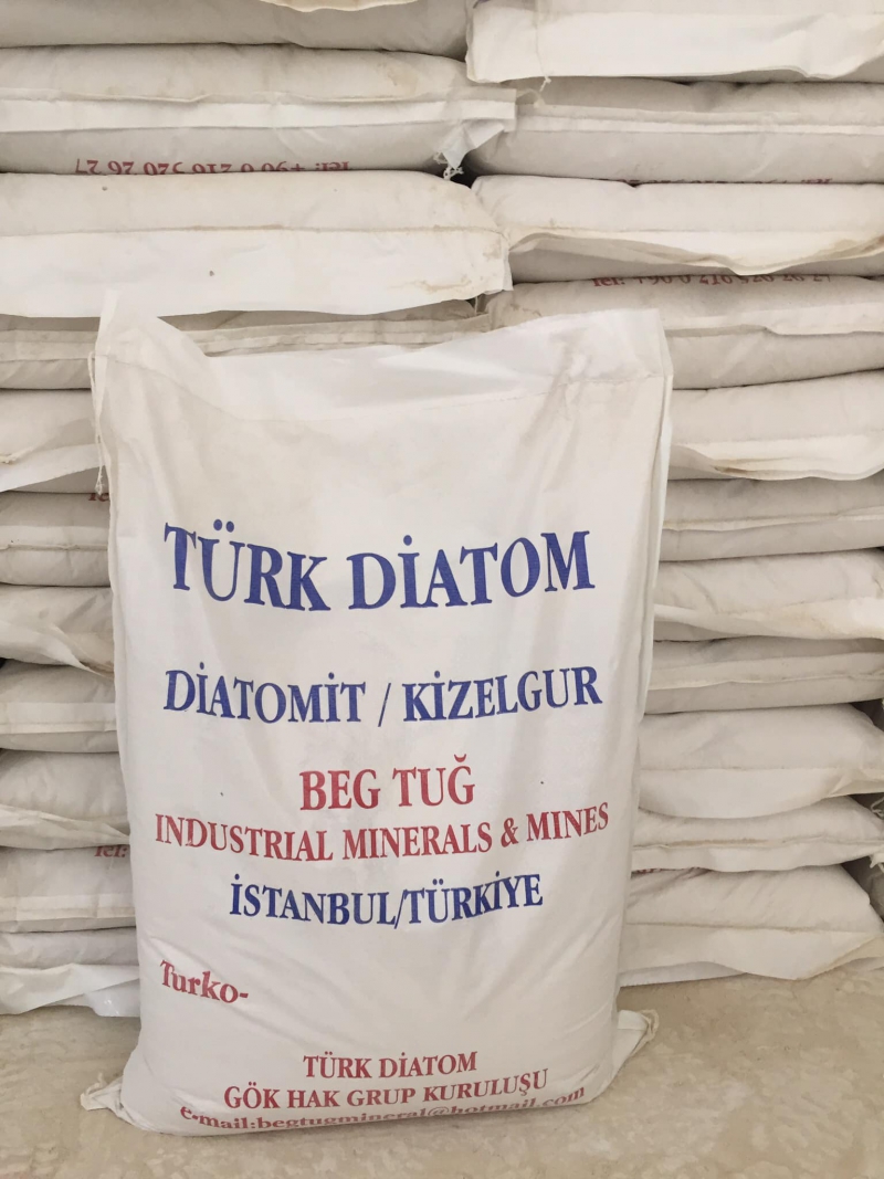 Diyatom Toprağı, Şeker Pancarı, Zeytin Yağı, Ay Çiçeği ve Benzeri Bir Çok Değişik Yağlar, Mısır Şurubu, Meyve Suları, Pekmez Şırasında İçme Sularında, Altın ve Benzer Madenlerin Filitremesinde, Gıda, Tarım ve Sağlık Sektöründe Bir Çok Değişik Filitrasyon