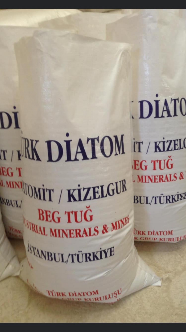Diyatom Toprağı, Gıda, Tarım, Veterinerlik ve Benzer Birçok Sektörlerde Nem Koku Küf Haşere Engelleyici Ham Madde Ara Ürün ve Yardımcı Malzeme Olarak Kulanıldığına Dair Ankara Ünüversitesi Fen Bilmeler Bölümü 2006 da Yaptığı Bir Bilimsel Çalışmada Diatom 
